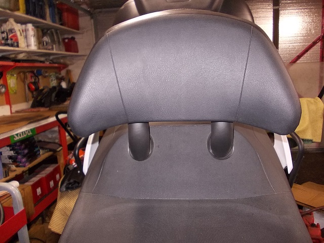 Suzuki Burgman 650 backrest foam cover